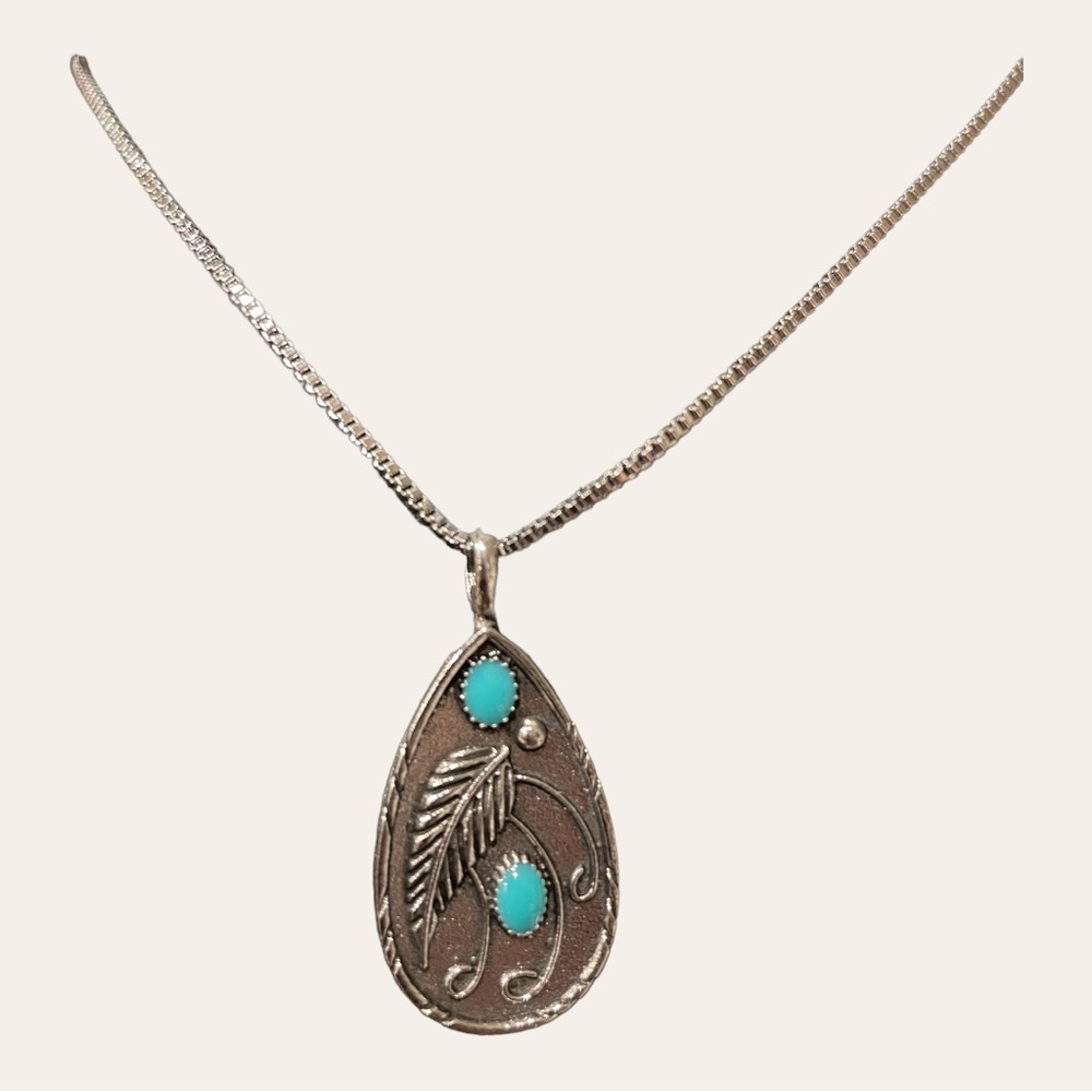 Feather Pendant Necklace